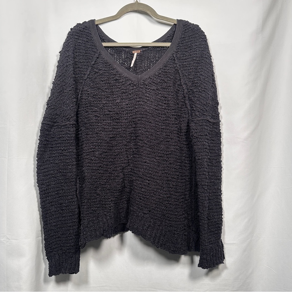 Free People Black Bouclé Textured Knit Sweater Oversized Slouchy Quiet Luxury Si - Picture 4 of 7